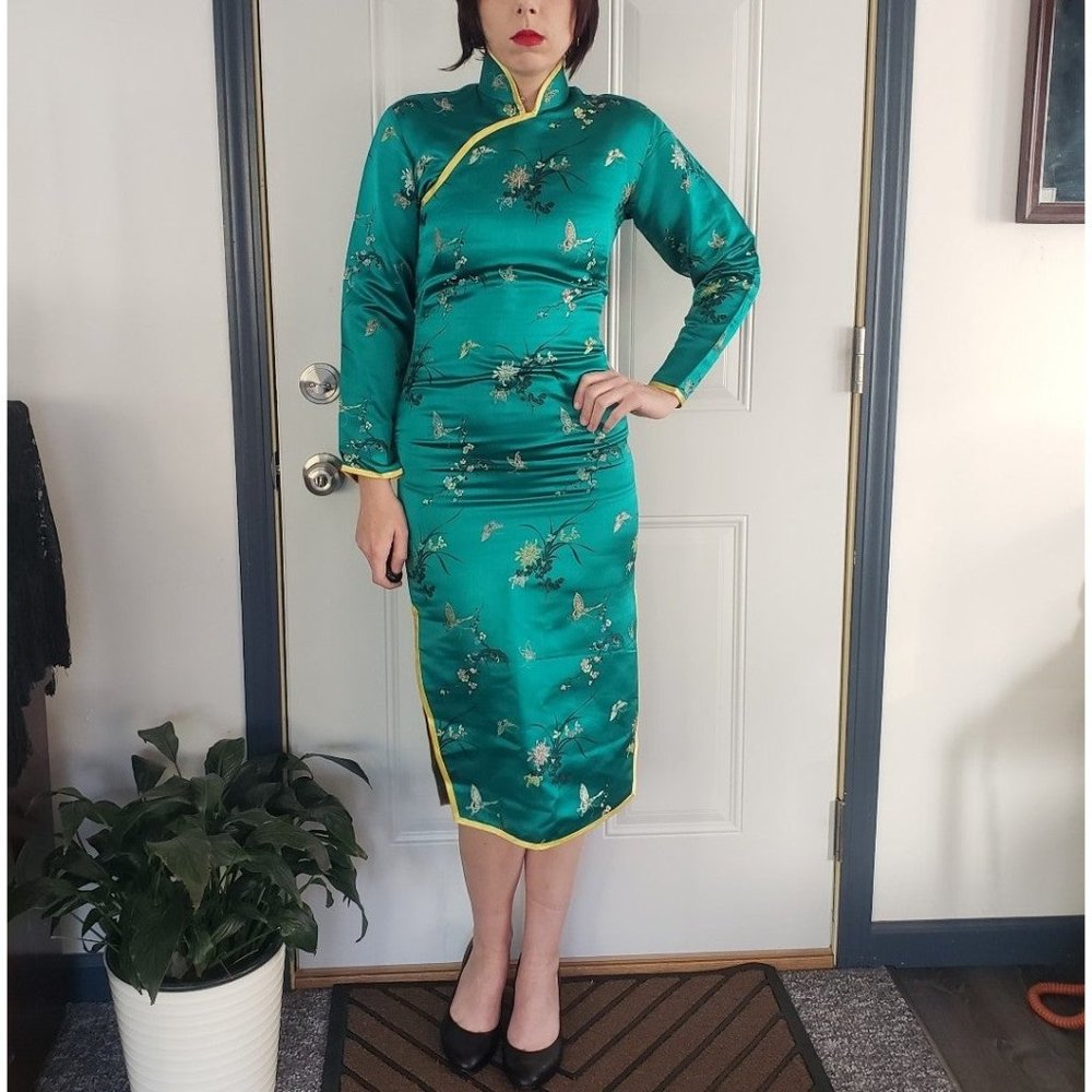 50s/60s Green Silk(?) Cheongsam Wiggle Dress‎
